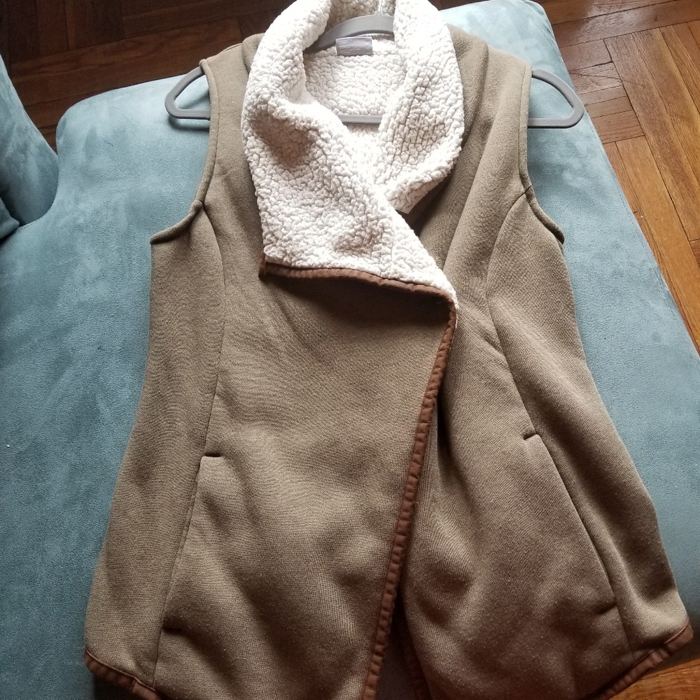 COLUMBIA VEST !